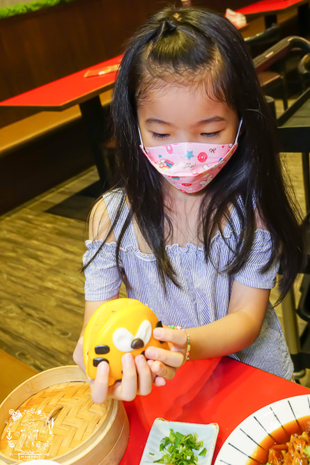 高雄[好飯遇所楠梓店]傳承總舖師30年的辦桌手藝!單身狗居然也能吃辦桌菜?霸氣的戰斧豬湘川麻奶麵銷魂推薦!