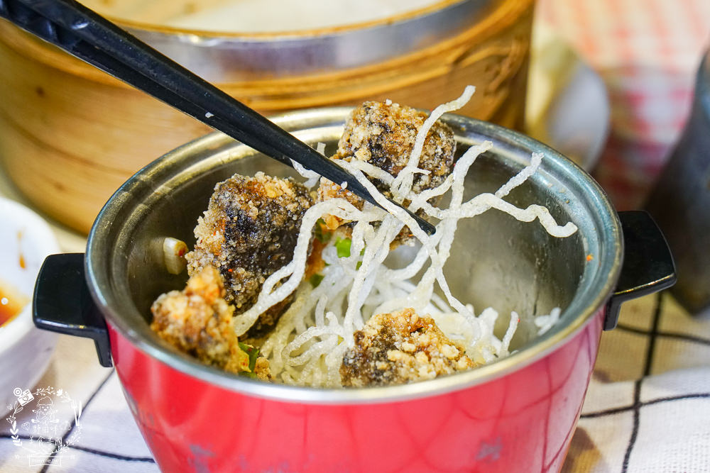 高雄[好飯遇所楠梓店]傳承總舖師30年的辦桌手藝!單身狗居然也能吃辦桌菜?霸氣的戰斧豬湘川麻奶麵銷魂推薦!