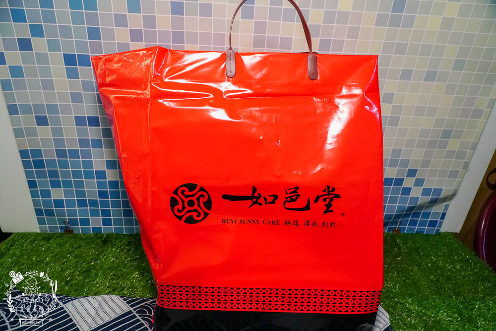 高雄伴手禮推薦[如邑堂餅家高雄博愛店]台中五屆太陽餅冠軍!減糖的檸檬餅老少咸宜!