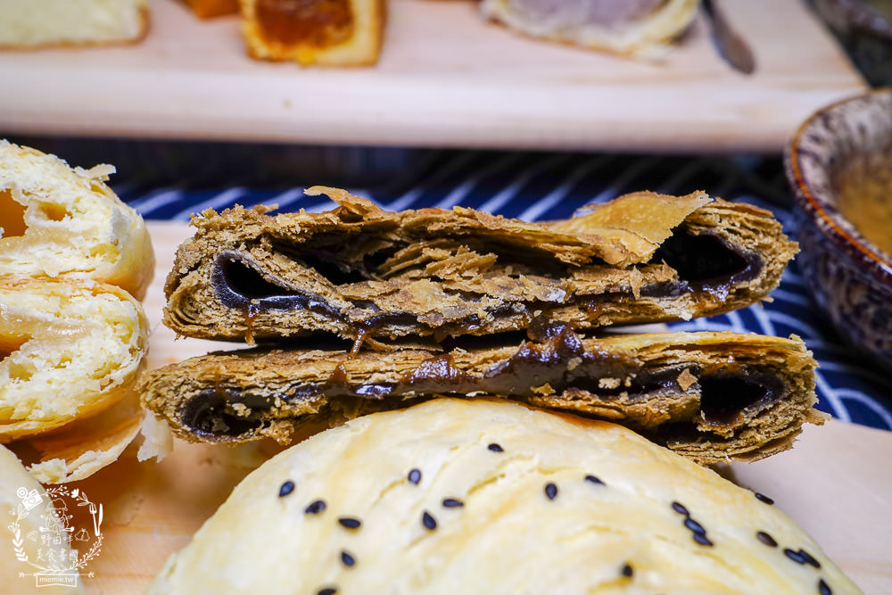 高雄伴手禮推薦[如邑堂餅家高雄博愛店]台中五屆太陽餅冠軍!減糖的檸檬餅老少咸宜!