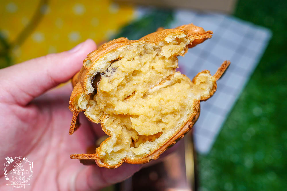 高雄[宇宙人雞蛋燒]造型超可愛又好拍的雞蛋糕!口味繽紛多變化，隱藏版激推!