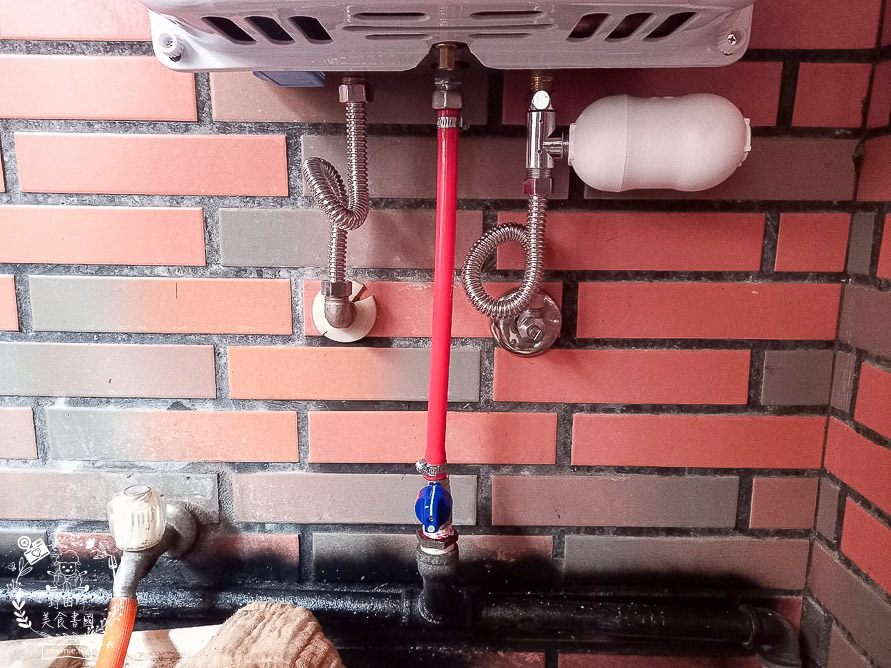 高雄熱水器安裝維修推薦!瓦斯爐排油煙機也很推的公司!不要再被品牌給騙了