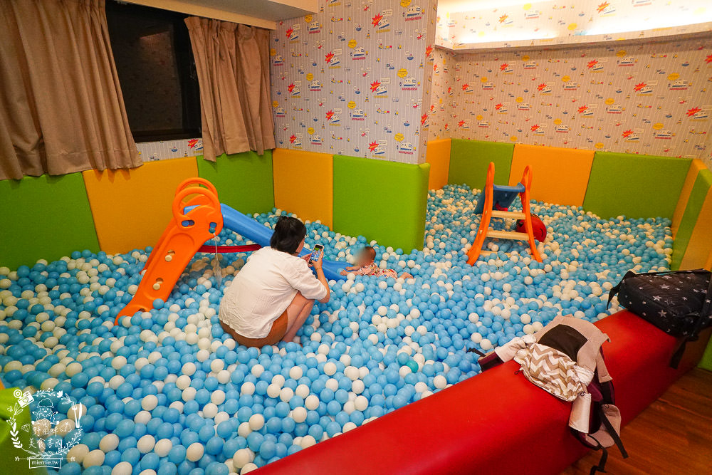 高雄住宿推薦!宮賞藝術大飯店|超酷賽車主題房型+超好玩親子遊樂區 - 第46張圖 高雄住宿推薦!宮賞藝術大飯店|超酷賽車主題房型+超好玩親子遊樂區