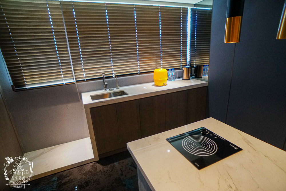 高雄住宿推薦!宮賞藝術大飯店|超酷賽車主題房型+超好玩親子遊樂區 - 第88張圖 高雄住宿推薦!宮賞藝術大飯店|超酷賽車主題房型+超好玩親子遊樂區