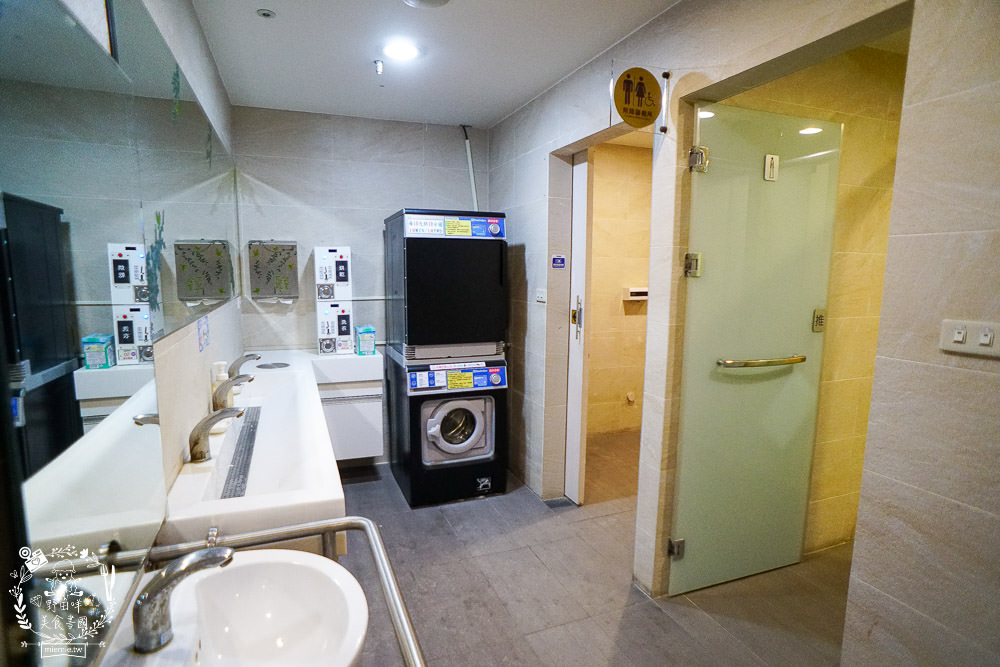 高雄住宿推薦!宮賞藝術大飯店|超酷賽車主題房型+超好玩親子遊樂區 - 第52張圖 高雄住宿推薦!宮賞藝術大飯店|超酷賽車主題房型+超好玩親子遊樂區