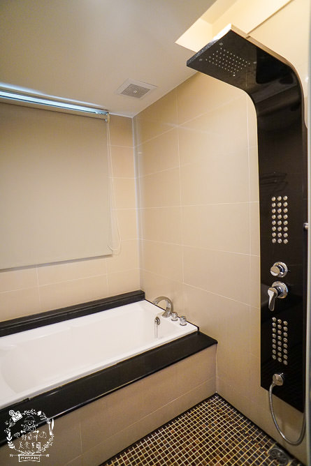 高雄住宿推薦!宮賞藝術大飯店|超酷賽車主題房型+超好玩親子遊樂區 - 第25張圖 高雄住宿推薦!宮賞藝術大飯店|超酷賽車主題房型+超好玩親子遊樂區