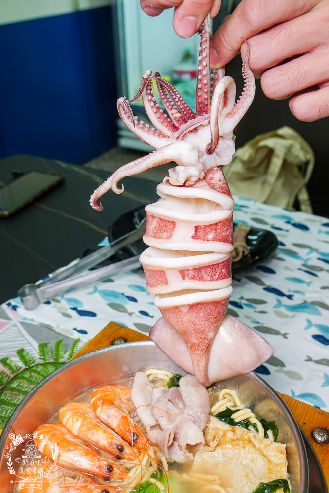 家遇鮮海鮮鍋燒專賣武廟店|東港直送的海鮮多到蓋住麵了?加99元就能吃到螃蟹?白蝦肉片免費送? - 第20張圖 家遇鮮海鮮鍋燒專賣武廟店|東港直送的海鮮多到蓋住麵了?加99元就能吃到螃蟹?白蝦肉片免費送?