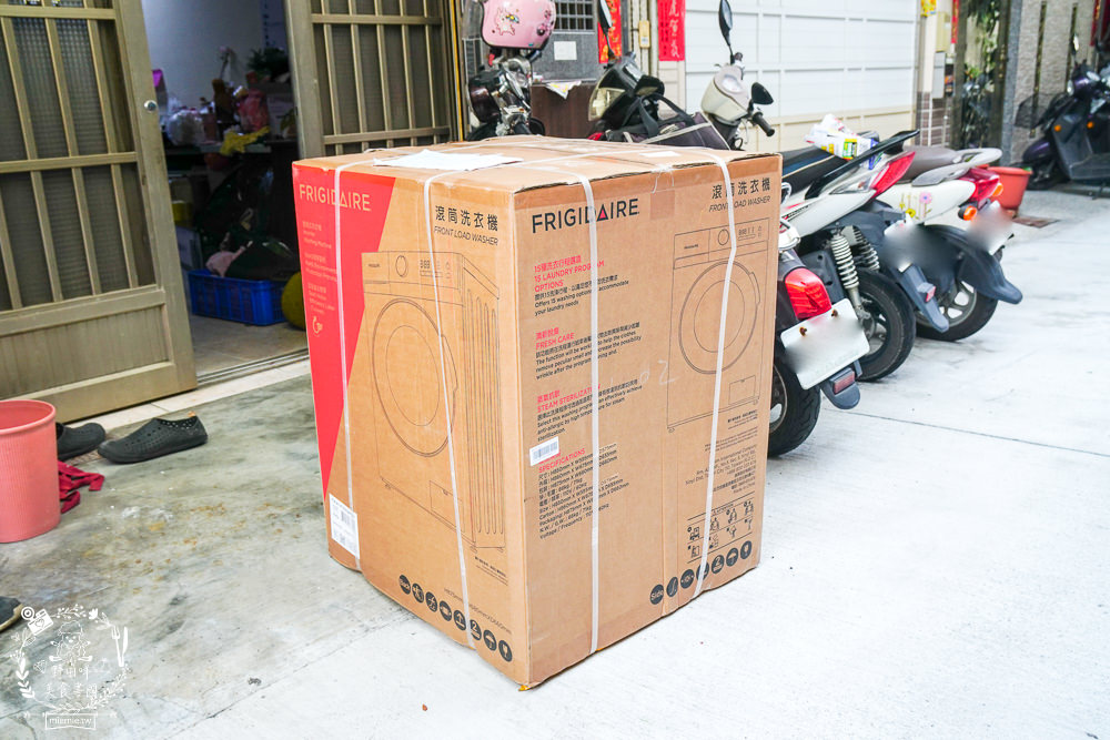 滾筒洗衣機推薦!富及第10KG 蒸抗敏變頻滾筒洗脫烘洗衣機開箱!高溫煮洗+金級省水的變頻洗脫烘洗衣機!