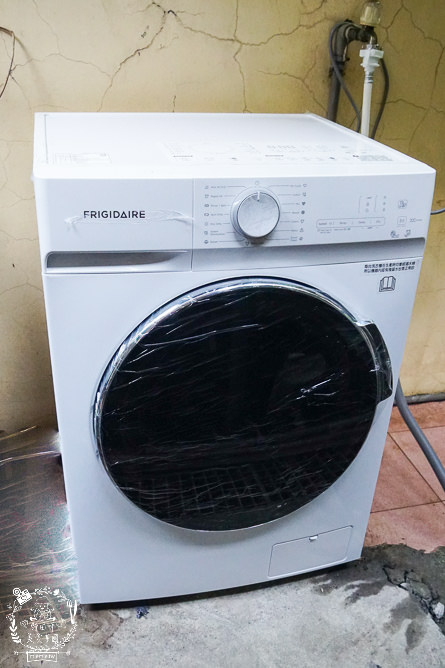 滾筒洗衣機推薦!富及第10KG 蒸抗敏變頻滾筒洗脫烘洗衣機開箱!高溫煮洗+金級省水的變頻洗脫烘洗衣機!