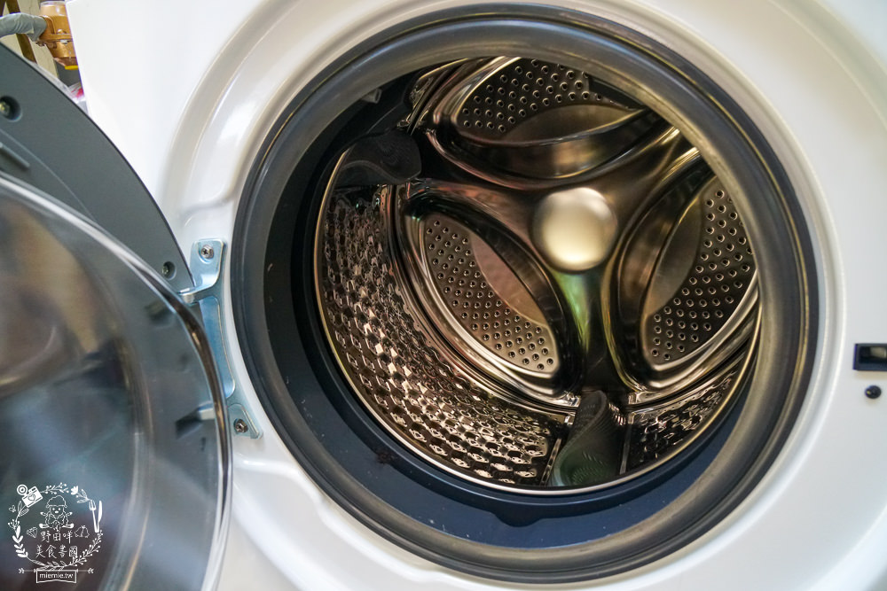 滾筒洗衣機推薦!富及第10KG 蒸抗敏變頻滾筒洗脫烘洗衣機開箱!高溫煮洗+金級省水的變頻洗脫烘洗衣機!