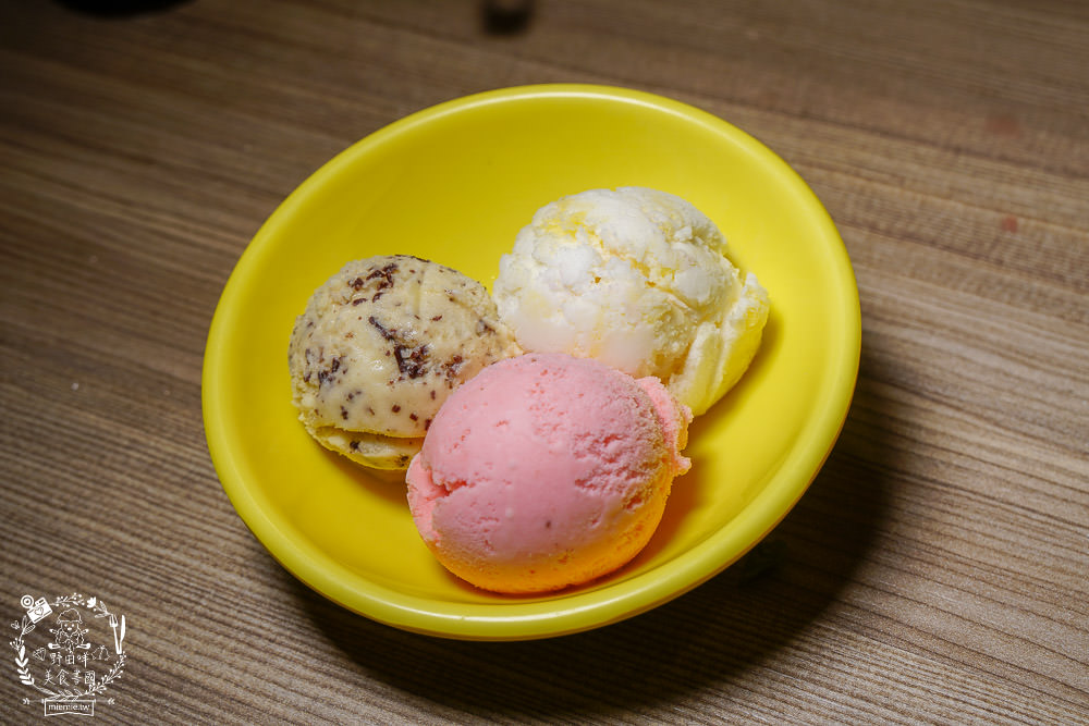 富士匠鍋物(東港店)11月週年慶優惠!888就能吃到精緻又澎湃的海陸套餐!白飯冰淇淋免費享用!四人同行送小海鮮拼盤!