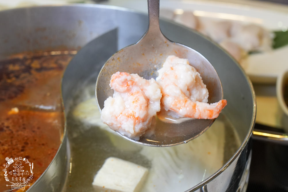 花蓮火鍋推薦[將門來點辣麻辣鍋專門店]超特別的台灣牛胸肉與花蓮限定的黑潮曼波魚片人氣必點!