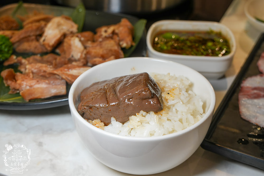 花蓮火鍋推薦[將門來點辣麻辣鍋專門店]超特別的台灣牛胸肉與花蓮限定的黑潮曼波魚片人氣必點!