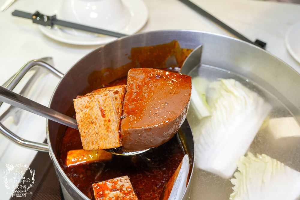 花蓮火鍋推薦[將門來點辣麻辣鍋專門店]超特別的台灣牛胸肉與花蓮限定的黑潮曼波魚片人氣必點!