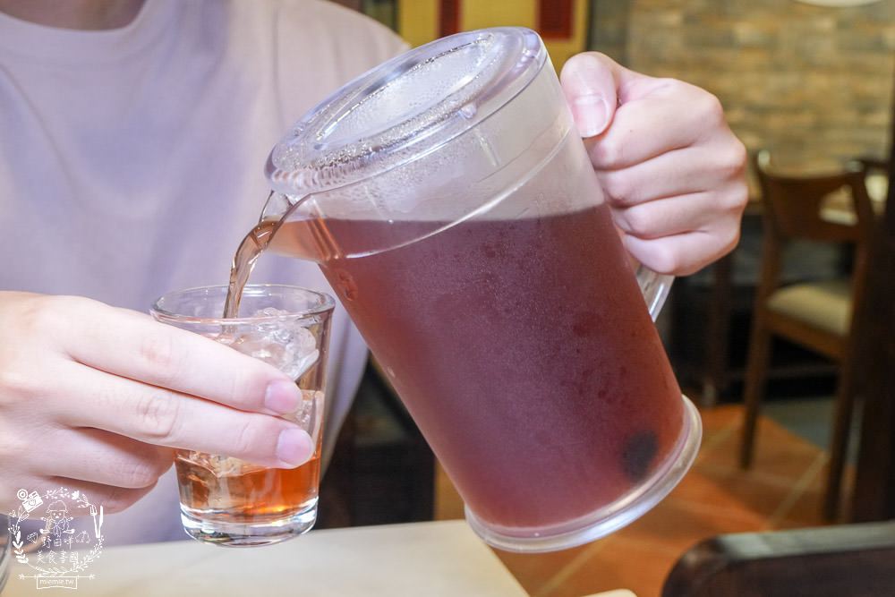 花蓮火鍋推薦[將門來點辣麻辣鍋專門店]超特別的台灣牛胸肉與花蓮限定的黑潮曼波魚片人氣必點!
