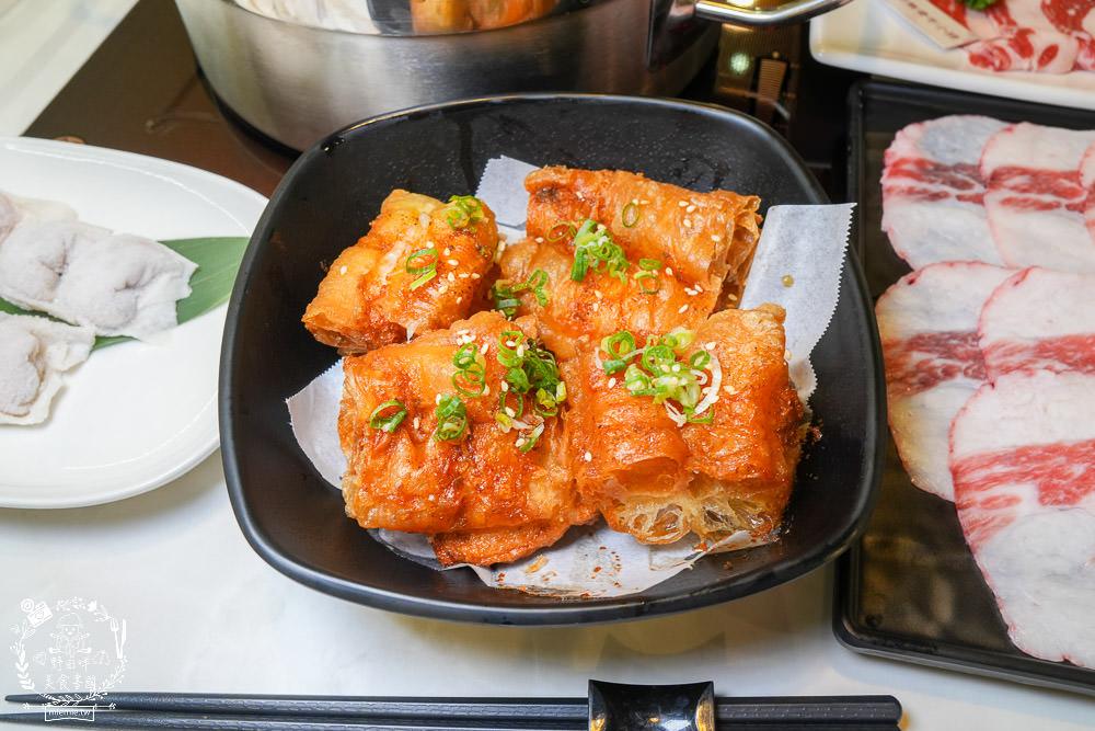 花蓮火鍋推薦[將門來點辣麻辣鍋專門店]超特別的台灣牛胸肉與花蓮限定的黑潮曼波魚片人氣必點!