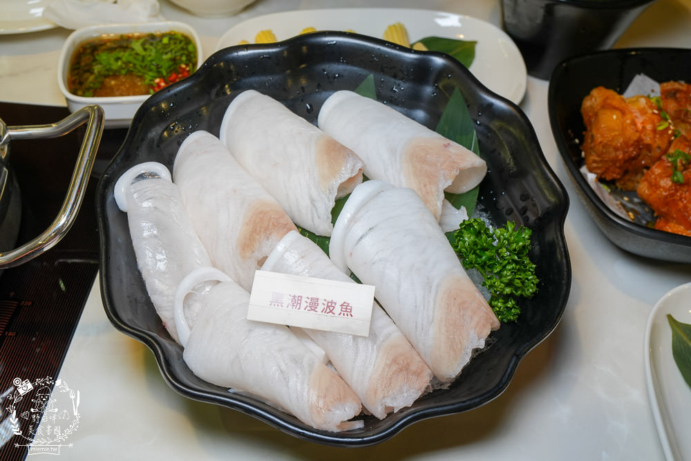 花蓮火鍋推薦[將門來點辣麻辣鍋專門店]超特別的台灣牛胸肉與花蓮限定的黑潮曼波魚片人氣必點!