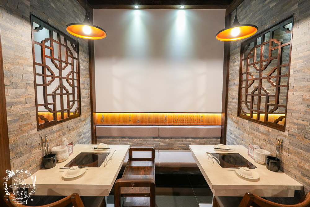 花蓮火鍋推薦[將門來點辣麻辣鍋專門店]超特別的台灣牛胸肉與花蓮限定的黑潮曼波魚片人氣必點!