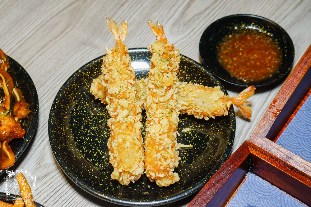 高雄[小二春福氣鍋]鼎中路平價鍋物!晚上常常大爆滿|火鍋料超豐富