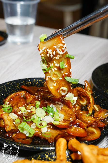 高雄[小二春福氣鍋]鼎中路平價鍋物!晚上常常大爆滿|火鍋料超豐富