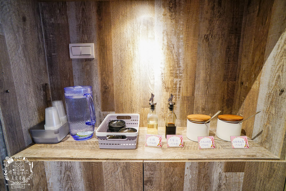 高雄[小二春福氣鍋]鼎中路平價鍋物!晚上常常大爆滿|火鍋料超豐富