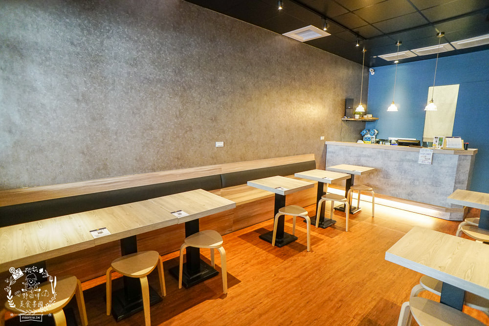 高雄[小二春福氣鍋]鼎中路平價鍋物!晚上常常大爆滿|火鍋料超豐富