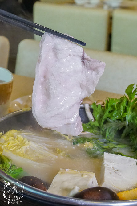 高雄[小林食堂吃到飽]7種原塊現切肉品最低399元吃到飽!還無服務費?!5種湯頭任君挑選