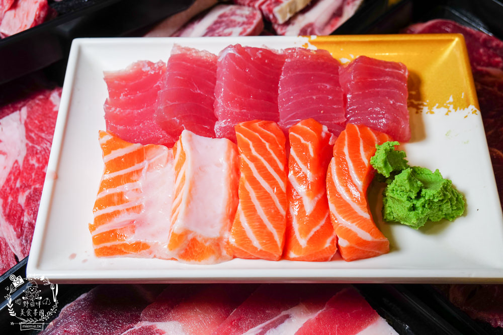 高雄[小林食堂燒肉吃到飽]美國Choice原塊肉現切爽爽吃到飽!升級還有爆厚實鮭魚生魚片吃到飽!