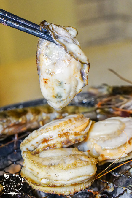 高雄[小林食堂燒肉吃到飽]美國Choice原塊肉現切爽爽吃到飽!升級還有爆厚實鮭魚生魚片吃到飽!