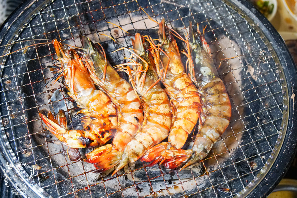 高雄[小林食堂燒肉吃到飽]美國Choice原塊肉現切爽爽吃到飽!升級還有爆厚實鮭魚生魚片吃到飽!