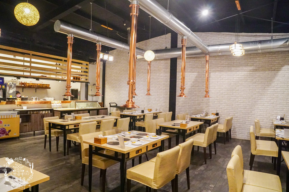 高雄[小林食堂燒肉吃到飽]美國Choice原塊肉現切爽爽吃到飽!升級還有爆厚實鮭魚生魚片吃到飽!