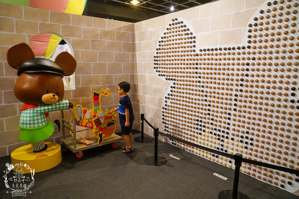 高雄免費展覽[小熊學校的花漾樂園]粉色旋轉咖啡杯+繽紛花海超好拍照!