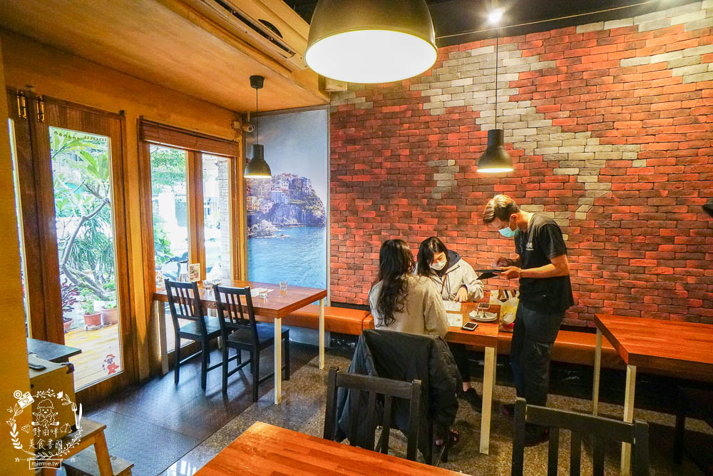 高雄[小義樓]居然有超獨特義大利拉麵?照燒醬香味大噴發?隱藏料理激推!