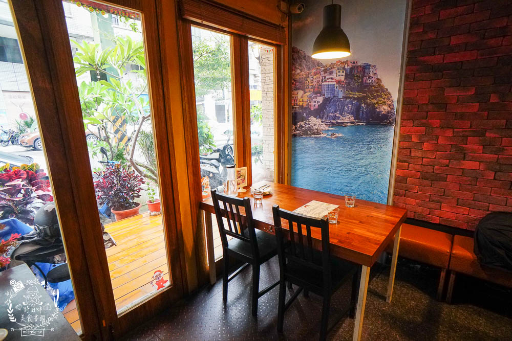 高雄[小義樓]居然有超獨特義大利拉麵?照燒醬香味大噴發?隱藏料理激推!