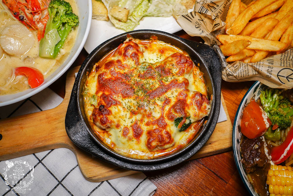 高雄[小義樓]居然有超獨特義大利拉麵?照燒醬香味大噴發?隱藏料理激推!