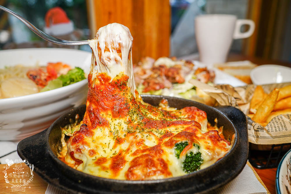 高雄[小義樓]居然有超獨特義大利拉麵?照燒醬香味大噴發?隱藏料理激推!