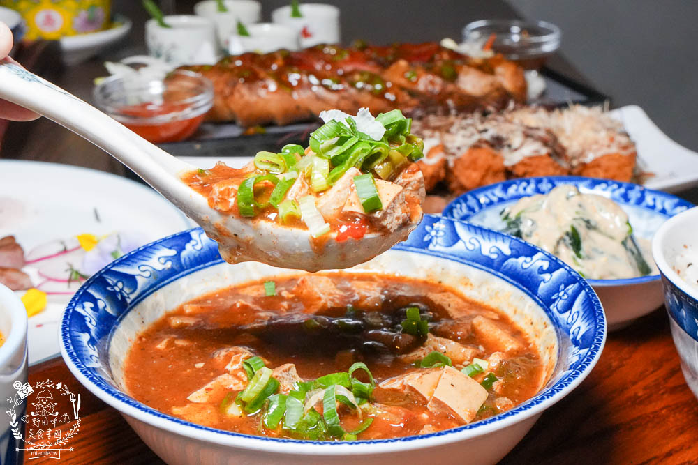 崑崙客棧|高雄隱藏版的古香古色人文餐酒館!居然推出幽靈聯名的大腸包小腸?! - 第20張圖 崑崙客棧|高雄隱藏版的古香古色人文餐酒館!居然推出幽靈聯名的大腸包小腸?!