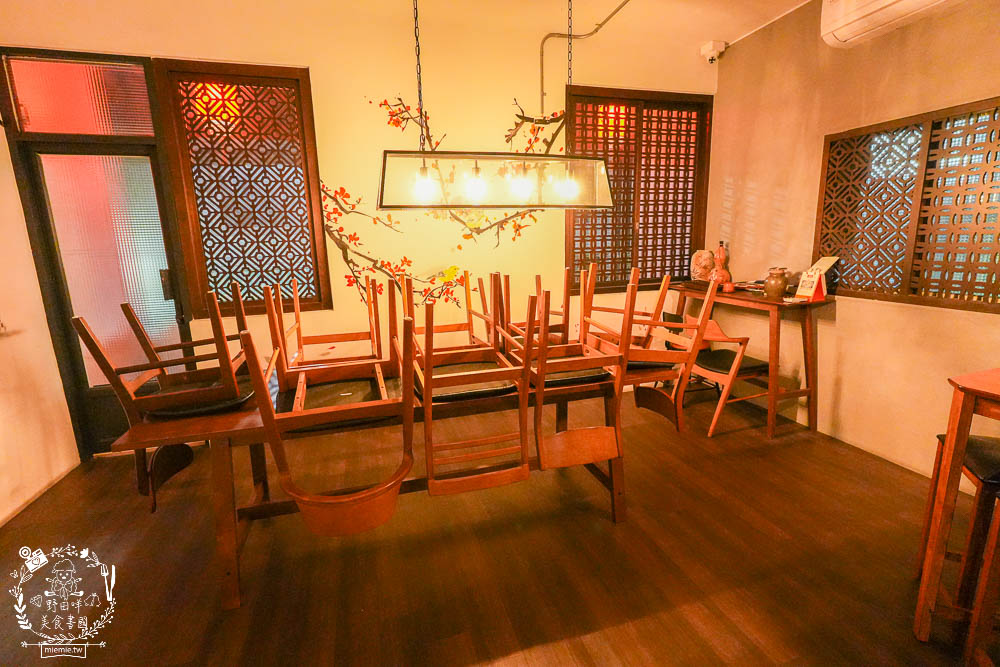 崑崙客棧|高雄隱藏版的古香古色人文餐酒館!居然推出幽靈聯名的大腸包小腸?! - 第12張圖 崑崙客棧|高雄隱藏版的古香古色人文餐酒館!居然推出幽靈聯名的大腸包小腸?!