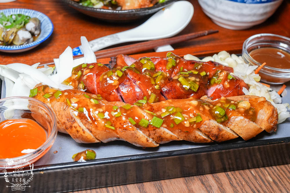 崑崙客棧|高雄隱藏版的古香古色人文餐酒館!居然推出幽靈聯名的大腸包小腸?! - 第33張圖 崑崙客棧|高雄隱藏版的古香古色人文餐酒館!居然推出幽靈聯名的大腸包小腸?!