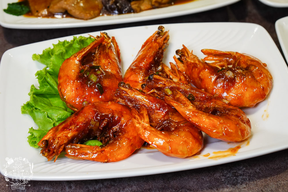 左營新光三越新開幕 好正點2.0 港式飲茶 澡盆燒賣 紅米干貝腸粉 星洲肉骨茶 ㄧ律只要49元？！