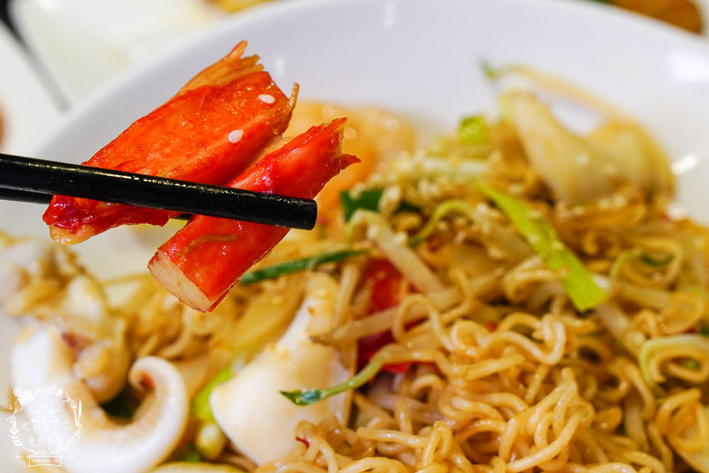 左營新光三越新開幕 好正點2.0 港式飲茶 澡盆燒賣 紅米干貝腸粉 星洲肉骨茶 ㄧ律只要49元？！