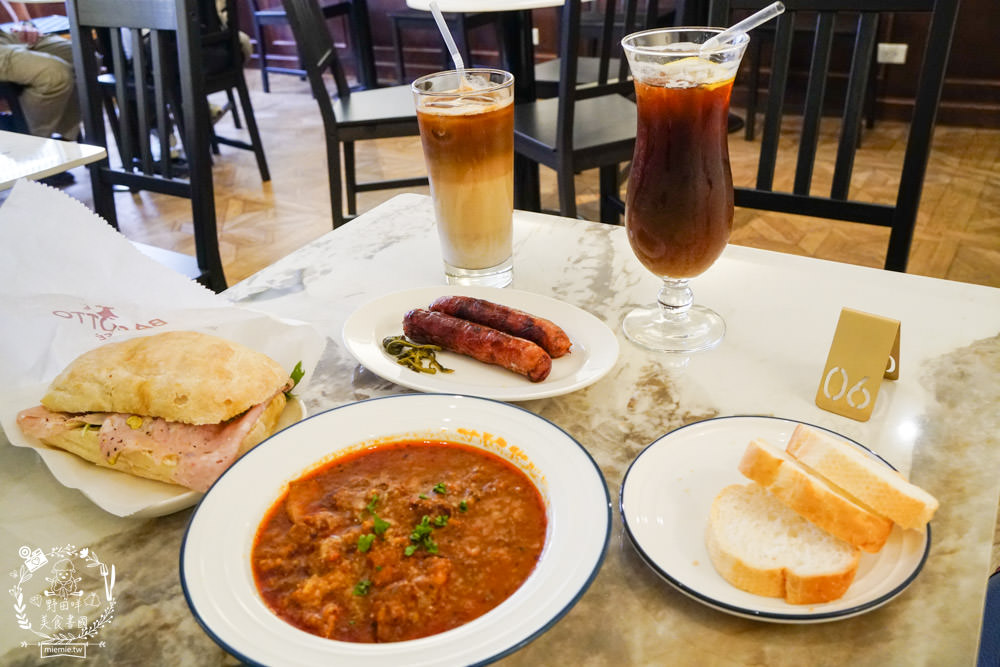 巴索托咖啡館Bassotto Caffè|高雄隱藏在文化中心的義式咖啡廳!站著喝咖啡可以更省錢?!
