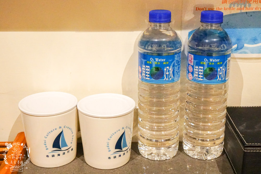 嘉義[布袋文創HOTEL]布袋超美麗海景住宿!還有澎湃自助式早餐!近高跟鞋教堂|好美里3D彩繪|海上巴士