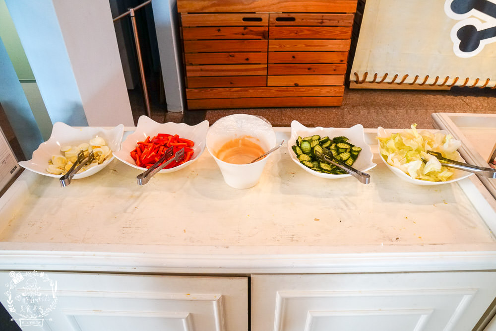 嘉義[布袋文創HOTEL]布袋超美麗海景住宿!還有澎湃自助式早餐!近高跟鞋教堂|好美里3D彩繪|海上巴士