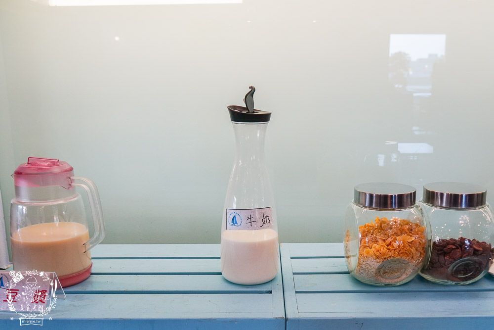 嘉義[布袋文創HOTEL]布袋超美麗海景住宿!還有澎湃自助式早餐!近高跟鞋教堂|好美里3D彩繪|海上巴士