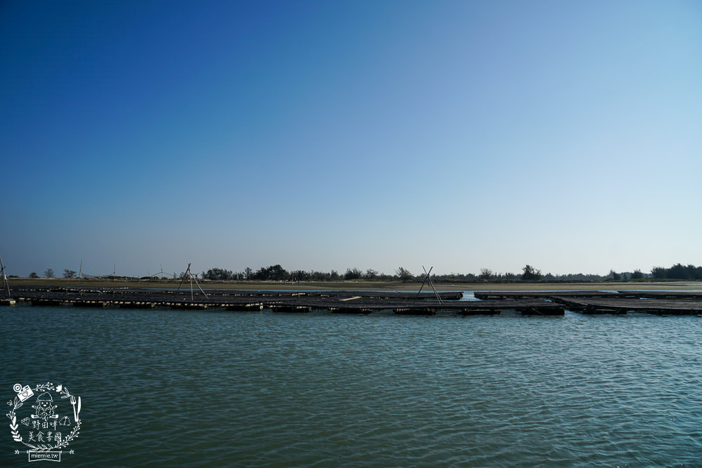 嘉義布袋景點[海上巴士&蛋糕沙灘]踏上無人島玩樂拍熱門IG網美照!還有船上烤鮮蚵鮮蝦?