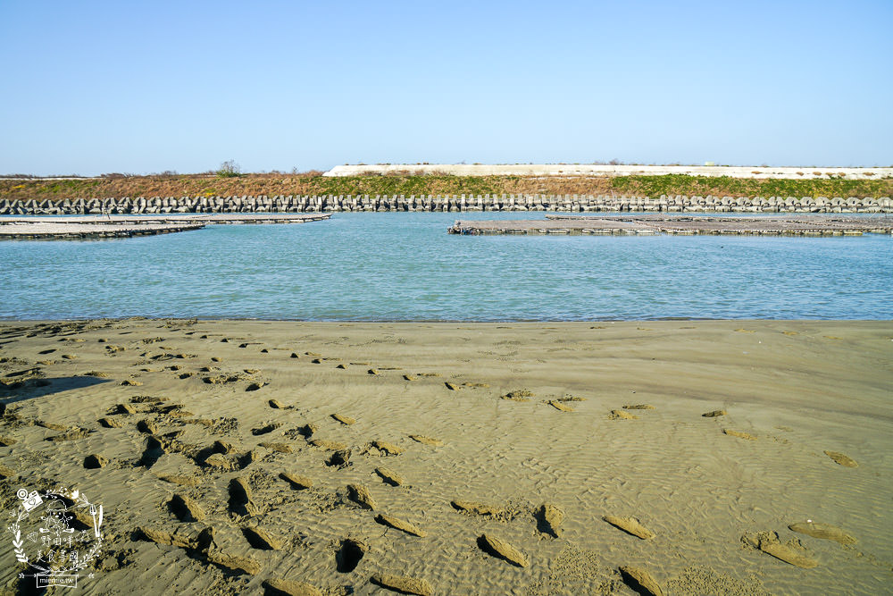 嘉義布袋景點[海上巴士&蛋糕沙灘]踏上無人島玩樂拍熱門IG網美照!還有船上烤鮮蚵鮮蝦?