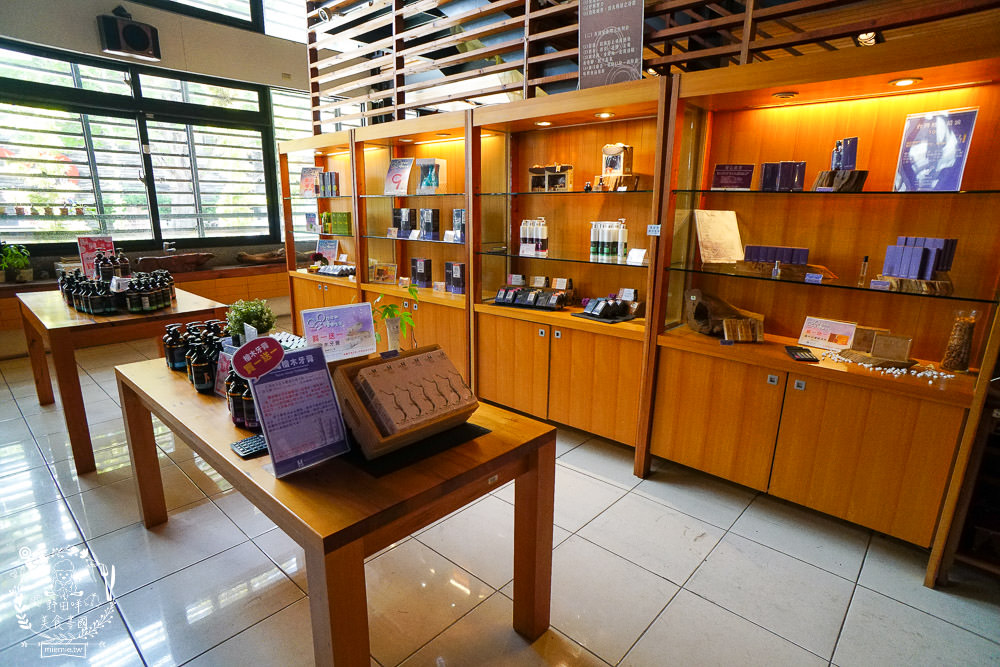 嘉義景點推薦[希諾奇台灣檜木博物館]免費欣賞壯觀的雕刻藝術作品!