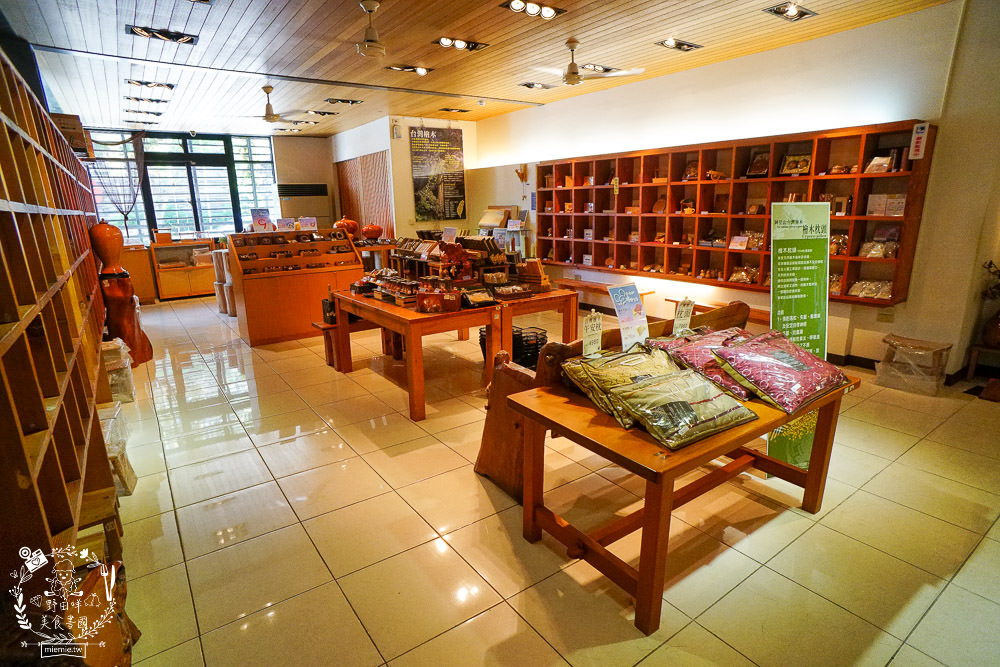 嘉義景點推薦[希諾奇台灣檜木博物館]免費欣賞壯觀的雕刻藝術作品!