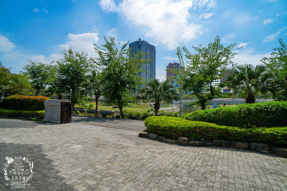 高雄[帕蒂森Photic Zone]超夢幻網美秘境X森林系玻璃屋X精緻餐點好吃好拍